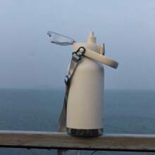 SHOTAY Bình giữ nhiệt cắm trại chân không dung tích lớn bằng thép không gỉ 1500ml/51,24oz, bình nước giữ nhiệt di động có tay cầm đôi có giá đỡ điện thoại ẩn, nắp chống rò rỉ mở một chạm và ống hút, giữ nóng/lạnh cho hoạt động ngoài trời, cắm trại, đi bộ đường dài, lái xe, du lịch - Màu be - Xem 11