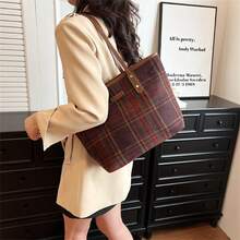 复古勃艮第绒面革撞色格子手提包，时尚百搭，大容量单肩包，时尚通勤包 - 酒紅色 - 查看 5