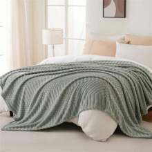 1 pièce Couverture en flanelle polaire rayée douce et moelleuse, lavable en machine, non pelucheuse, pour usage à la maison/au bureau/dans la voiture/en voyage/en fête, convient pour la chambre à coucher, cadeau d'anniversaire ou de remise des diplômes