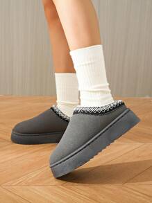 女士圆头毛绒内衬加厚软底低跟短靴保暖防滑室内休闲舒适雪地靴冬季新品