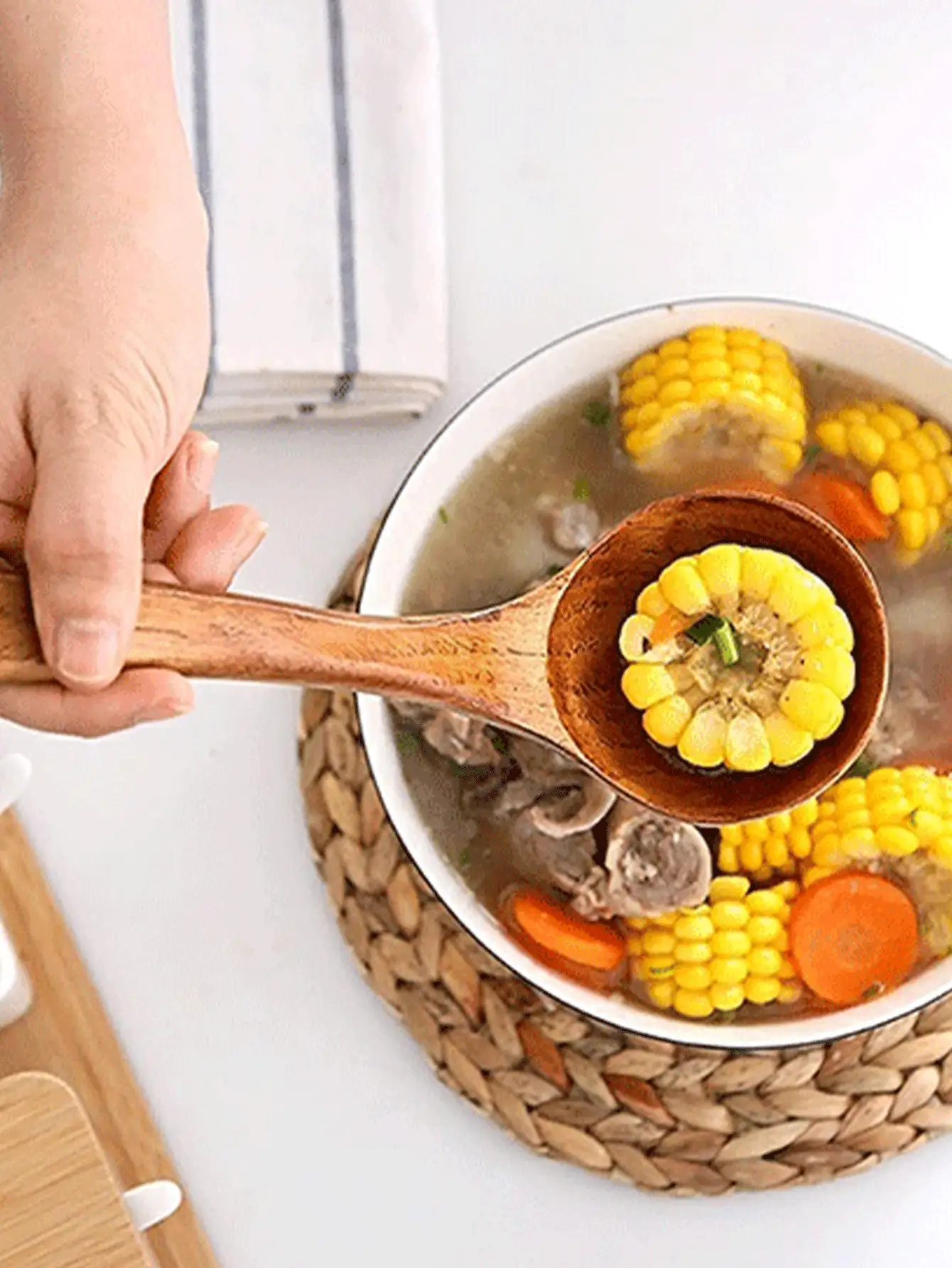 1 Stück Holzsuppen-Kelle, Holz-Porridge-Löffel mit langem Griff, handgefertigter Holzküchenlöffel, Holzrührlöffel für Zuhause, massiver Holzsuppen-Löffel, Holzlöffel, Suppenlöffel mit langem Griff für Kochtöpfe, zum Gebrauch von Holzlöffeln, Holzsuppen-Löffel mit langem Griff, für Gerichte, Reis, Salat, Küchenutensilien-Löffel, zum Kochen, Küche, Essen