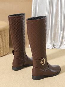 Nuevas botas de media pantorrilla cómodas y antideslizantes para mujeres en 2024, con acento de botón de metal bordado en marrón, versátiles y casuales con cremallera lateral, suela gruesa antideslizante y punta redonda, estilo occidental de caña alta