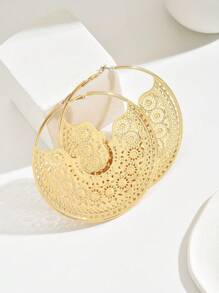 1 Pair Vintage Oversized Hollow Floral Pattern Totem Metal Geometric Drop Hoop Earrings For Women