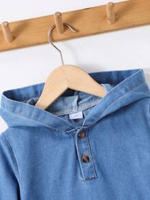 2pcs/Set Young Boy Hooded Tie Pocket Letter Print Long Sleeve Top And Elastic Waist Jeans Casual Pants Set - Medium Wash - View 2