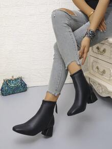 2024 秋冬新款女士时尚高跟踝靴，方头弹力性感短靴，适合约会、学院风、优雅