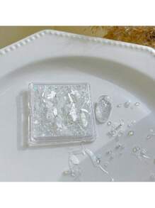 QPRETTY DU 1 pieza Decoración de uñas asimétrica de cristal, lámina de mica de piedra triturada y cuentas de acero del mismo color, pegatina de arte de uñas