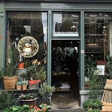 1pc Charming Snowman Wreath Wooden Sign - Perfect For Christmas & All-Season Home Decor - Ideal Gift For Friends & Colleagues - Multi-Functional For Front Door & Wall