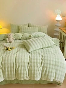 Minimalist Warm Bubble Fleece Crystal Velvet Skin-Friendly Soft Comfortable Duvet Cover 3 Pieces Set, Suitable For Bedroom, Guest Room - Pastel Green - View 5