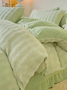 Minimalist Warm Bubble Fleece Crystal Velvet Skin-Friendly Soft Comfortable Duvet Cover 3 Pieces Set, Suitable For Bedroom, Guest Room - Pastel Green - View 6