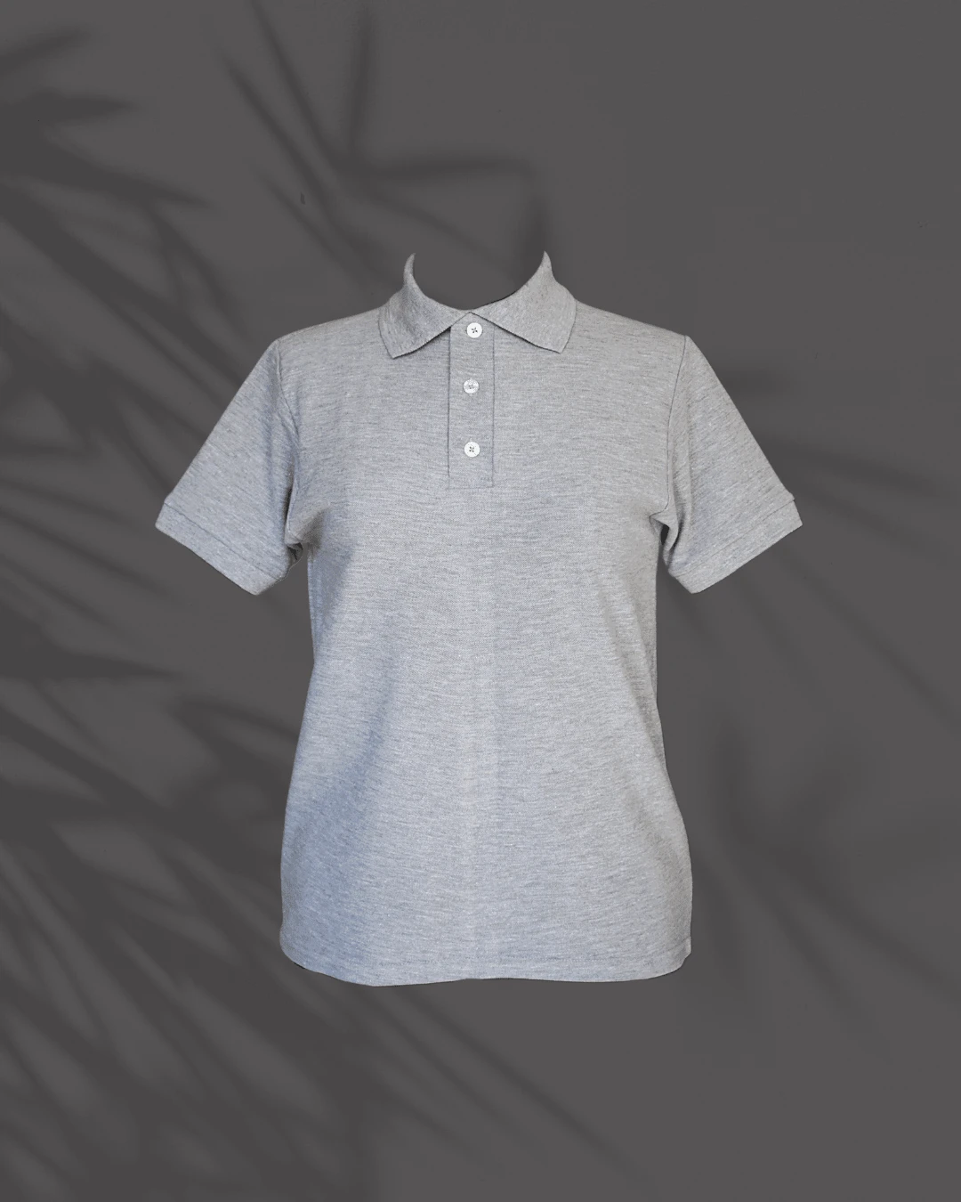 PLAYERA POLO mujer PREMIUM, algodón peinado, casual/formal/oficina/calle, manga corta, cuello camisero y puños que hacen juego con el cuello. - Gris Claro - Ver 1