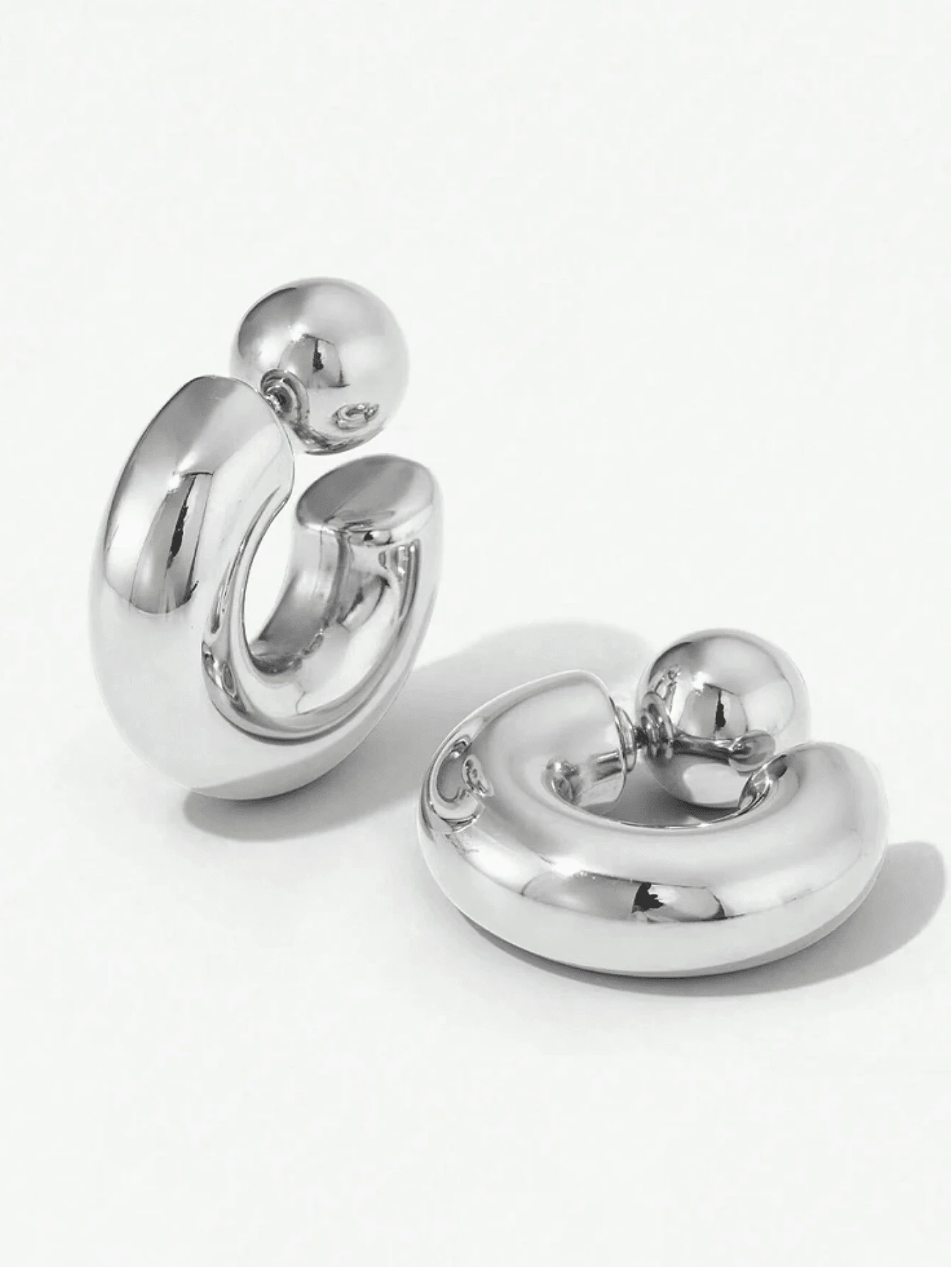 2 件时尚波西米亚巴洛克风格中号 C 形防过敏耳钉，适合女性日常佩戴，礼物 - 銀色 - 查看 1