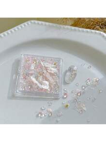 QPRETTY DU 1 pieza Decoración de uñas asimétrica de cristal, lámina de mica de piedra triturada y cuentas de acero del mismo color, pegatina de arte de uñas