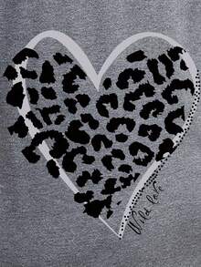 Plus Size Graphic Heart & Slogan T-Shirt - 深灰色 - 查看 3