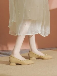 2024 春秋女士铆钉方头粗跟软底黑色玛丽珍鞋 - 卡其色 - 查看 4