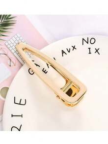 8 Stücke goldene Haarklammern, Haarstyling-Haarspangen für Frauen, Mädchen, Basteln, DIY Haarbänder. Damen solid Lässig Haarstyling Haarklammer für den Alltag. Haarstyling Haarklammern Gold/Silber Metall Haarklammern DIY Haarschleife Haarspange Bastelbedarf für Kunsthandwerksprojekte Haarstyling und Make-up. Goldene Haarstyling Haarklammern Haarspangen Cut Out Metallhaarklammer - Verschiedenfarbig - Übersicht 6