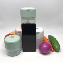 Electric Garlic Masher, Portable Mini Garlic Chopper, Garlic Blender, Household Electric Garlic Press, Wireless Garlic Mincer, Garlic Slicer, Portable & Compact Design, Easy To Use Kitchen Tool