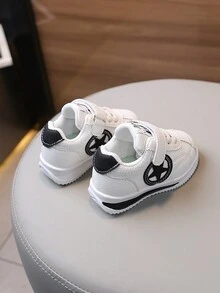1 paire de chaussures à semelle souple avec boucle et attache, en matériau  confortable, convient aux garçons, filles et bébés, pour les sports extérieurs et le port casual, toutes saisons