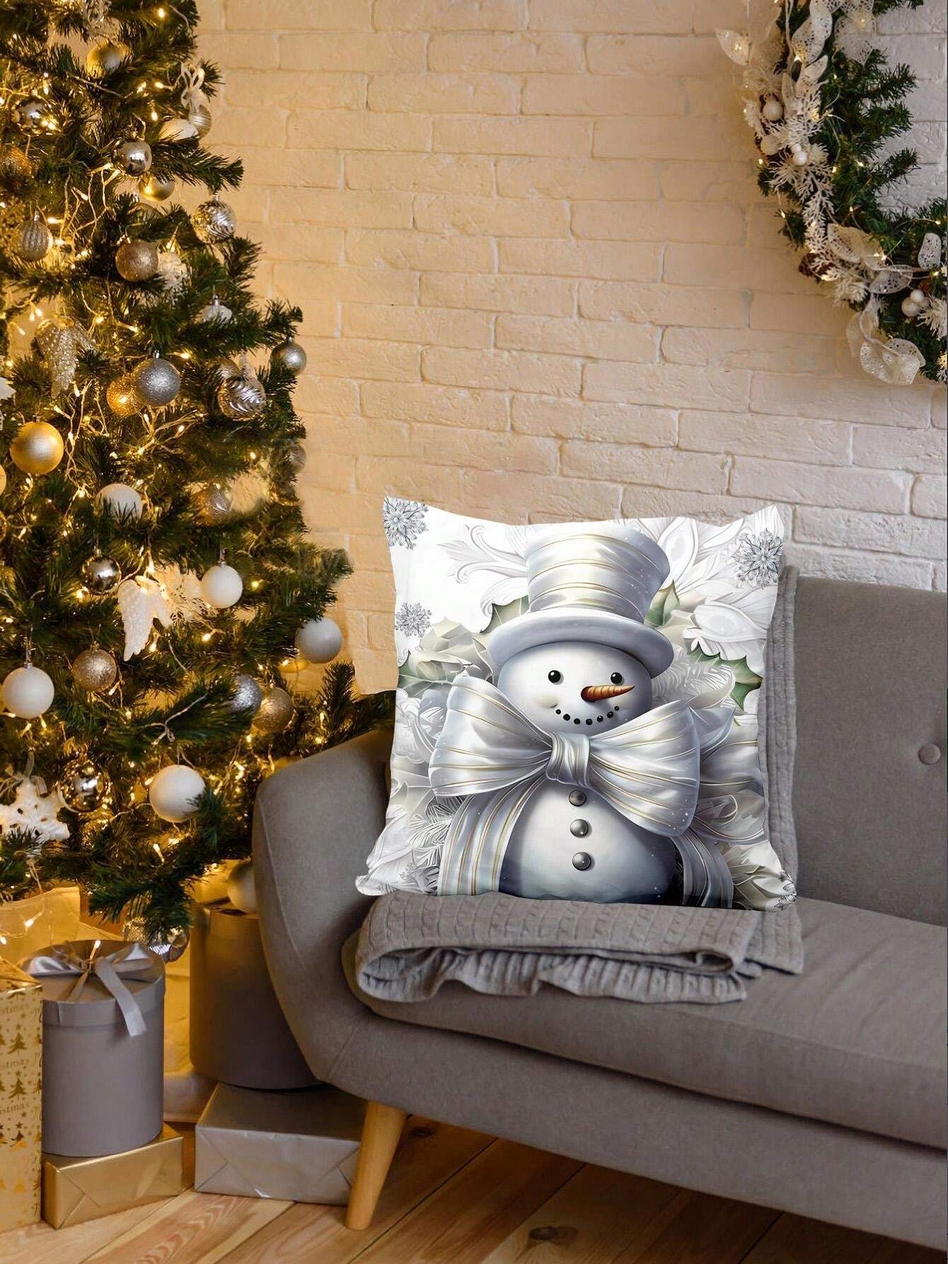 4pcs Christmas Decorative Pillow Covers, 17.7*17.7 Inch Square Throw