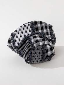 1pc Unisex Black & White Geometric Pattern Fleece Bucket Hat, Suitable For Autumn/Winter Warmth, Casual Wear, Travel