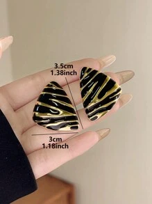 1 对时尚黑金斑马几何三角形超大耳环，优雅法式个性女士耳环 - 彩色 - 查看 4