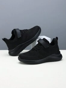 Un par de zapatillas deportivas para niños, zapatos escolares para niños, zapatillas de goma para niños, zapatillas tipo slip on para bebés niños, zapatillas deportivas para niños, zapatos deportivos para niños color azul cielo