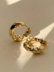 1pair Simple TearDrop Hoop Earrings, Chunky Gold Tone Water Droplet Earrings, U-Shaped Earrings, Oval Hoop Earrings, Stylish And Elegant Lightweight Dainty Women Jewelry, Perfect Gift For Her - Gold - View 5