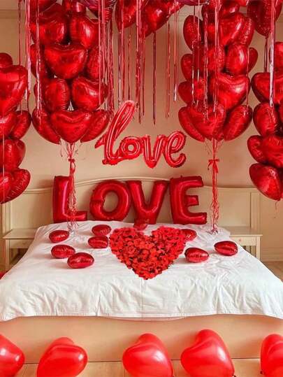 560pcs/1 Set Of Love Balloon Petal Set (2 18 Inch Balloons+20 10 Inch Balloons+1 LOVE Balloon+500pcs Petals) Suitable For Weddings And Engagement Party Decoration