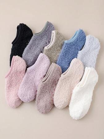 3 Pairs Women's Random Color Fuzzy Anti-Slip Warm Ankle Socks, No Show Socks, Suitable For Everyday Wear In Autumn And Winter