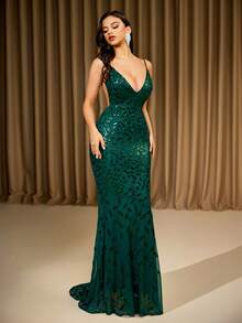 LOVE&LEMONADE 绿色V领吊带亮片露背曳地晚礼服，婚礼活动礼服，正式舞会礼服，婚礼宾客派对礼服（春季款） - 綠色 - 查看 6