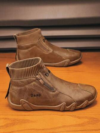 Men's Casual Sport Shoes Outdoor Waterproof Leather Shoes High Top Leather Boots Mid-Top Versatile Short Boots Fashion Personalized Zip Leather Riding Boots Outdoor Travel Desert Boots Retro Fashion Versatile Motorcycle Boots Stylish Men's Boots