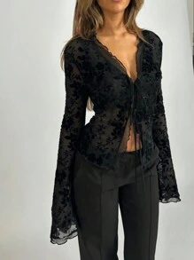 1 pieza Blusa con mangas abullonadas, frente con lazo y volantes, estampado floral en malla para mujer de otoño