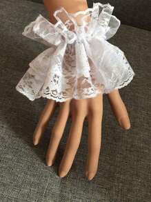 1/2 对女士蕾丝短袖袖口、蕾丝短腕袖、短蕾丝袖口手套、网眼和花卉蕾丝装饰、防滑袖套和手套、哥特式洛丽塔配饰、适用于婚纱配饰、角色扮演 - 彩色 - 查看 3