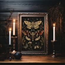 Lot de 2 affiches artistiques sans cadre au style gothique avec des motifs floraux botaniques et des papillons/papillons de nuit. Style esthétique sombre, académique, bohème. Peinture sur canevas minimaliste florale pour décoration de dortoir, appartement, salon, chambre à coucher, maison
