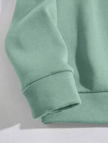 sweat-shirt à capuche décontracté pour femme, manches longues, col rond, avec imprimé d'arbre de Noël multicouche contrasté, slogan et étoiles scintillantes - Vert menthe - Voir 3