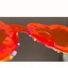 1 pezzo occhiali a forma di cuore colorati come caramelle, di moda per l'estate e la spiaggia, adatti per feste, festival musicali, vacanze di coppia, Ognissanti e accessori da spiaggia per le donne. occhiali di base per outfit casual e da lavoro per le donne in autunno e inverno, regali