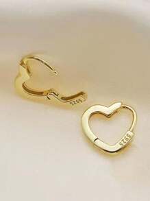 1 paire de boucles d'oreilles en forme de cœur en argent sterling S925, boucles d'oreilles en forme de cœur doré, légères, hypoallergéniques, élégantes, boucles d'oreilles simples à la mode, cadeau de la Saint-Valentin, livré avec boîte-cadeau