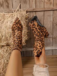 Giày bốt cổ ngắn mũi nhọn đế vuông đính đinh tán họa tiết da báo cỡ lớn cho nữ, thời trang & đa năng, thiết kế mới cho mùa thu/đông - màu nâu - Xem 6