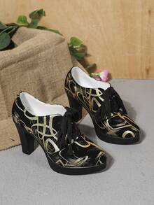 欧美风格印花高跟鞋，时尚前卫且耐用，厚扁平带，穿脱方便 - 黑色 - 查看 2