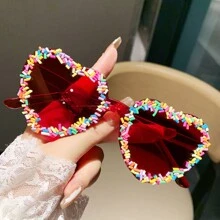 1 pezzo occhiali a forma di cuore colorati come caramelle, di moda per l'estate e la spiaggia, adatti per feste, festival musicali, vacanze di coppia, Ognissanti e accessori da spiaggia per le donne. occhiali di base per outfit casual e da lavoro per le donne in autunno e inverno, regali