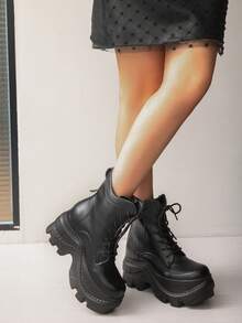 Giày bốt Biker đế tròn buộc dây thời trang thu đông cho nữ, giày đen - màu đen - Xem 3