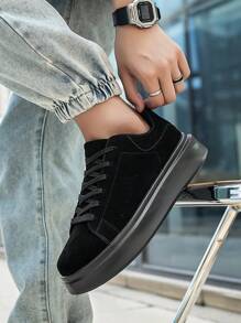 Men's Simple Style Black Personalized Patchwork Comfortable Breathable Casual Sports Shoes, Elegant Low-Top Sneakers For Outdoor/Casual Wear, Couples Shoes