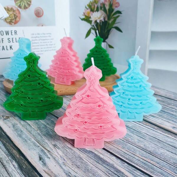 1pc Christmas Tree Shaped Scented Candle, Handmade Decor Item With Slight Color Variation, Suitable For Home, Restaurant, Birthday, Party, Bathroom