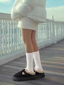 2025年女士新款一脚蹬毛绒拖鞋，冬季户外穿着，厚衬里，温暖，厚底，增高，一脚蹬扣，绒面革材质，加大码，黑色雪地靴 - 黑色 - 查看 3