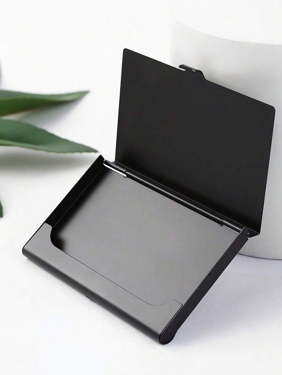 1 件名片夹金属名片盒口袋简约信用卡夹卡片盒超薄名片盒加厚铝合金明信片盒男女通用口袋金属卡片盒专业不锈钢名片夹钱包名片夹扣式闭合名片夹外出携带方便赠送朋友展览礼品商务