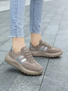 DareSee 女士休闲运动鞋，春秋新款卡其色系带透气低帮鞋，户外徒步防滑跑步鞋，适合音乐节、Y2KFest、返校季、秋季、圣诞节、冬季等场合，也是圣诞礼物的理想之选。 - 卡其色 - 查看 10