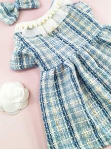 1 套保暖宠物连衣裙，带彼得潘领，厚白色羊毛面料