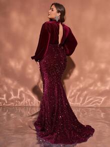 فستان سهرة ماكسي مطرز بالترتر مقاس كبير حجم المرأة برقبة وأكمام طويلة لون بوردو