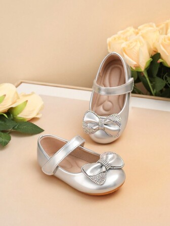 1 Pair Pure Lacquer Butterfly Decor Anti-Slip Flat Baby Prewalker Shoes, Suitable For All Seasons