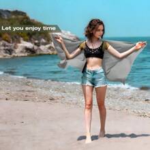 1pc Portable Solid Color Quick-Dry Sports Towel, Soft Absorbent Bath Towel, Multi-Functional Outdoor Camping Travel Towel - Light Grey - View 3