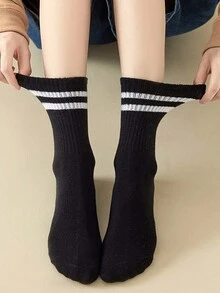 3 Pairs Women's Casual Striped Pattern Socks, Breathable Moisture-Wicking Mid-Calf Fitness Socks For Outdoor Sports, Random Delivery - Multicolor - View 5